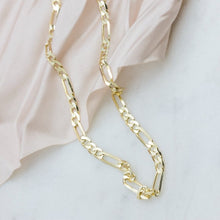 Load image into Gallery viewer, 10K YELLOW GOLD 3MM FIGARO CHAIN
