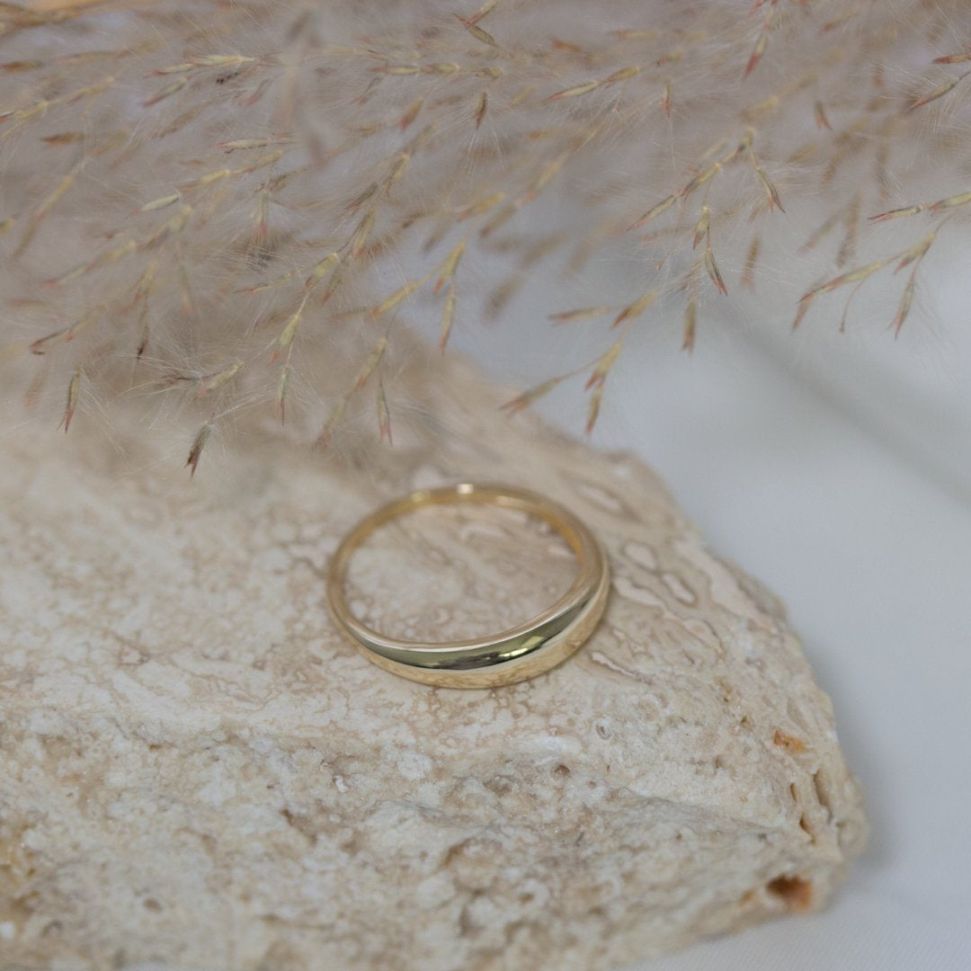 10K YELLOW GOLD SLIM DOME RING